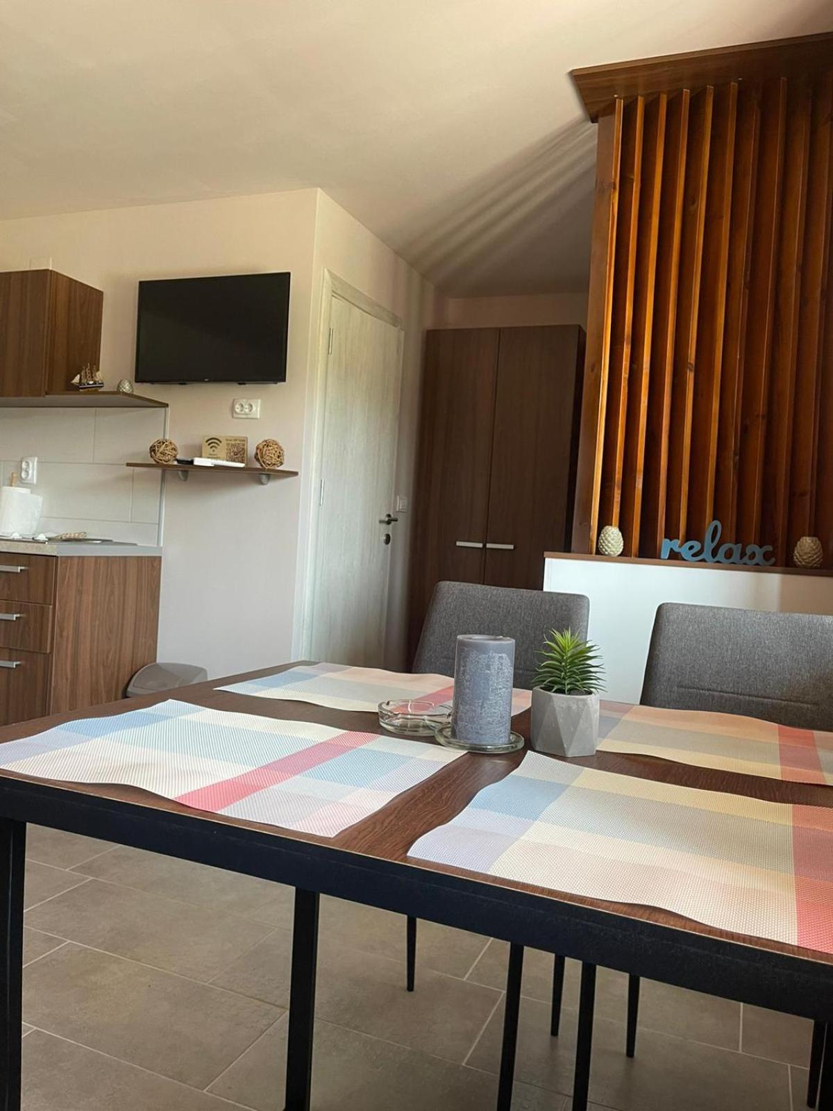 Apartmani Morava 54 Kocino Selo Екстериор снимка